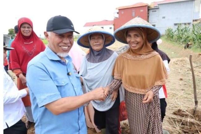 Mahyeldi-Vasko Dukung Program Tani Hemat di Nagari Ladang Laweh Agam