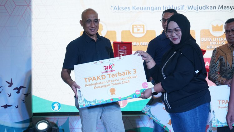 Pemkab Solok Terima Penghargaan TPAKD 2024 Dari OJK Sumatera Barat 