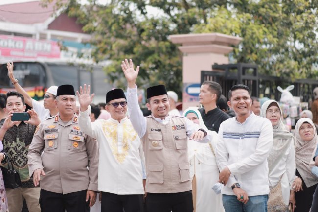 Ketua DPRD Kota Solok, Fauzi Rusli Hadiri Pelepasan Calon Jamaah Haji
