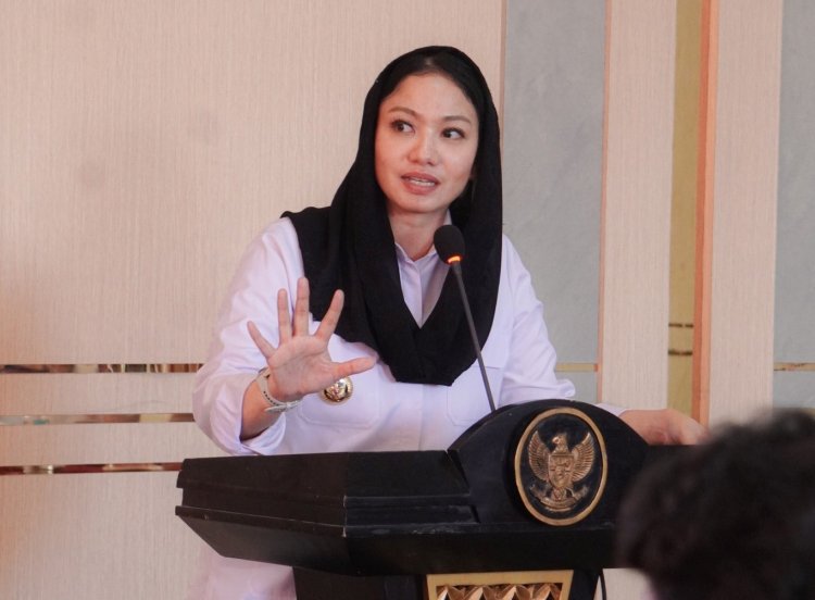 Terobosan Bupati Annisa , Gandeng Perusahaan Bantu Pemeliharaan Infrastruktur Dharmasraya