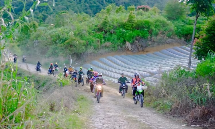 Gubernur  Sumbar Antarkan 3 Ekor Sapi Kurban  ke Tanjung Balik Sumiso dan Garabak Data Solok