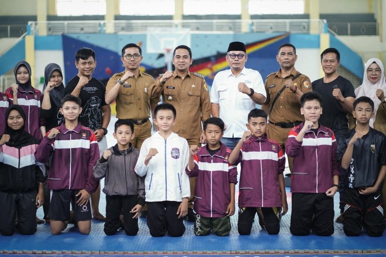 Perkemi Kota Solok Ikuti Kejurda Kempo  Piala Wali Kota Padang