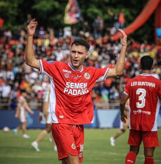 "Dendam" Terbalaskan, Semen Padang FC Pulangkan Dewa United dengan Skor 2-0
