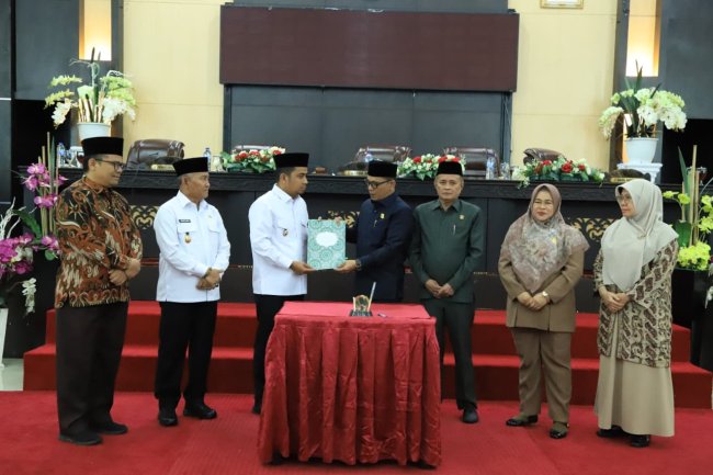 DPRD Kota Solok Setujui APBD Perubahan 2025