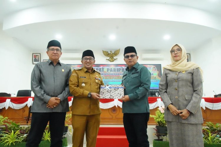 Gelar Paripurna, Fraksi DPRD Apresiasi 3 Ranperda yang Diajukan Pemkab Tanah Datar