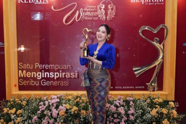 Fenny Eka Widokarti Raih Penghargaan Women Empower Woman 2025: Dari One Stop Beauty Solution ke Panggung Nasional