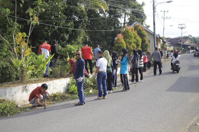 Sekretariat DPRD Kota Solok Gelar Goro di Kelurahan Nan Balimo