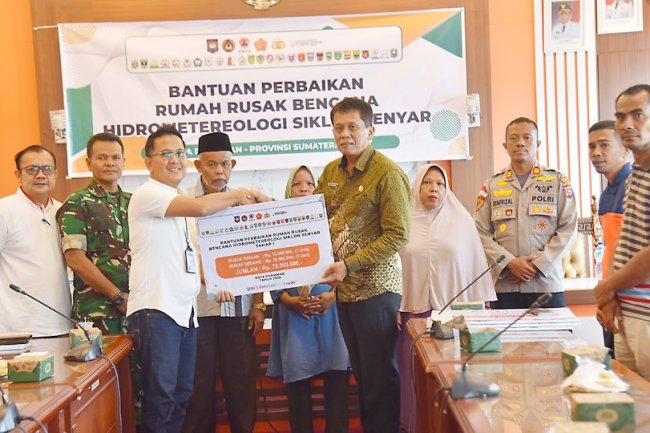 Bantuan Perbaikan Rumah Korban Bencana Diserahkan, Pemko Pariaman Salurkan ke Masyarakat Terdampak