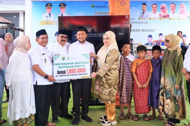 Catat Sejarah, 1.000 Anak di Khitan Masal di Padang Pariaman