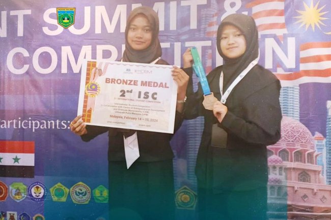Dua Siswi SMA N 1 Ukir Prestadi di Ajang Internasional, Apa Saja Itu