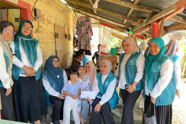 TP PKK Kabupaten Padang Pariaman Salurkan Bantuan untuk Warga Terdampak Bencana Banjir