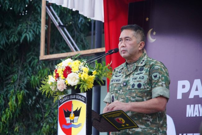 Safari Ramadan ke Makodim 0307 Tanah Datar, Pangdam XX/TIB Minta Perbanyak Usulan Perbaikan Jembatan