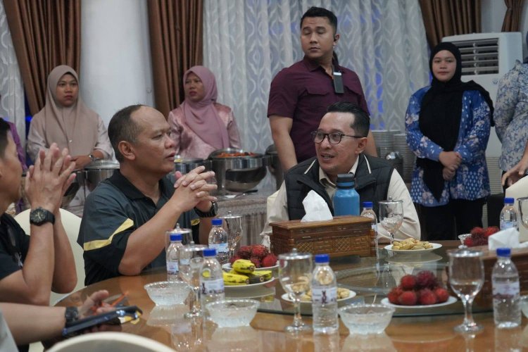 Silaturahmi ke Tanah Datar, Kapolda Sumbar Dijamu Makan Malam