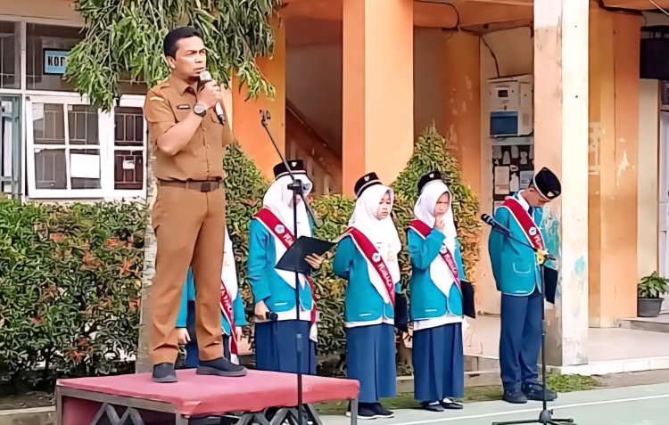 Turun ke Sekolah, Pejabat Pemko Padangpanjang Sosialisasikan Program Strategis