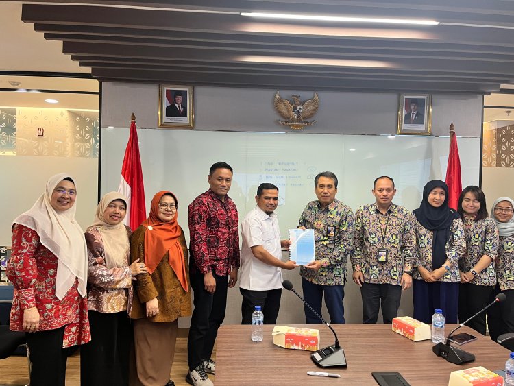 Wabup Solok Sampaikan Proposal Pengelolaan Sampah Terpadu Ke Kementerian PU