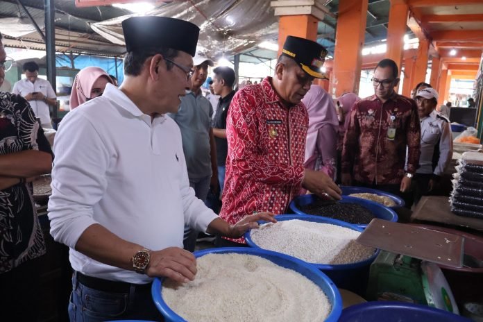 Sambut Ramadan Walikota dan Wawako Payakumbuh Sidak, Harga Terpantau Stabil di Pasar Ibuah