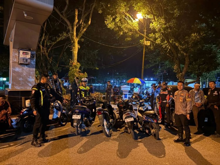 Satlantas Polres Tanah Datar Tindak Balap Liar di Lapangan Cinduamato Batusangkar