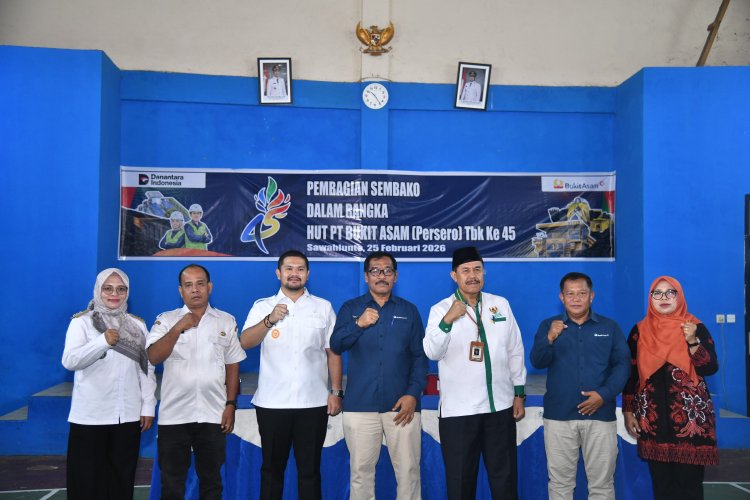 HUT ke-45 PT Bukit Asam, 550 Paket Sembako Disalurkan untuk Warga Sawahlunto
