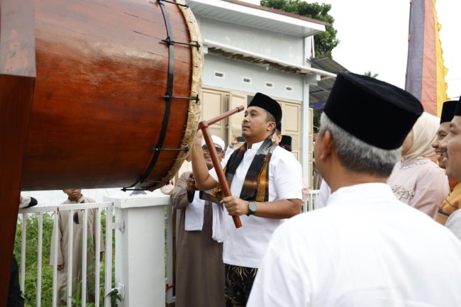 Wagub Sumbar Apresiasi Kreativitas Warga Air Dingin Ubah Kayu Banjir Jadi Bedug Masjid