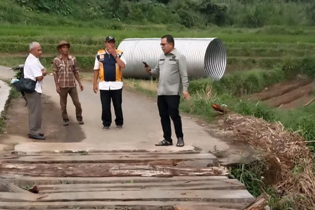 Ketua DPRD Tanah Datar Tinjau Pembukaan Akses Jalan Sekolah Rakyat di Tanjung Alam