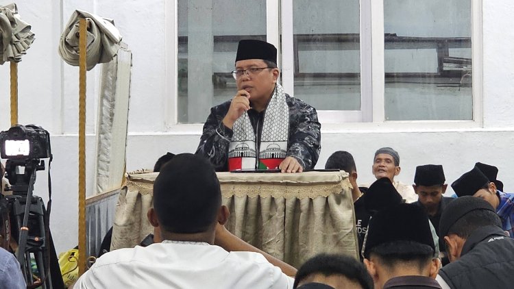 Wabup Ahmad Fadly Kunjungi Masjid Lillah Batipuah Ateh, Salurkan Bantuan dan Dukung Program Masjid
