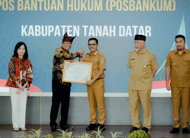 Seluruh Nagari di Solok Selatan Miliki Posbankum, Bupati Khairunas Raih Penghargaan Kementerian Hukum