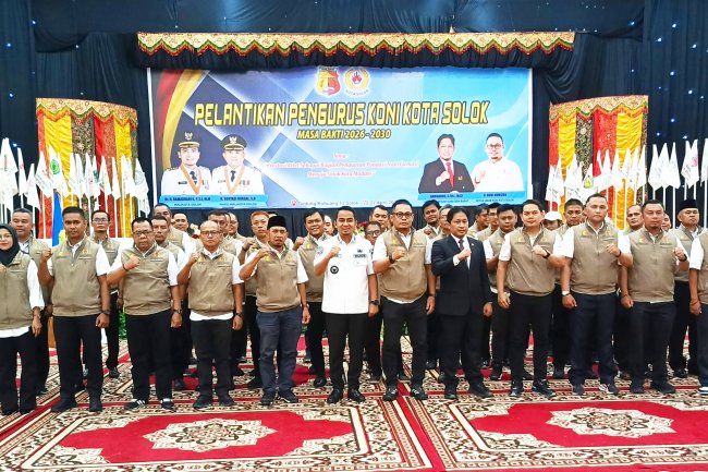 Pengurus KONI Kota Solok Dikukuhkan. Target Tiga Besar Porprov Sumatera Barat Dicanangkan