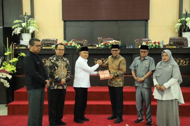 Sampaikan Nota Pengantar LKPJ Tahun 2025, Wawako Solok: Ditengah Keterbatasan, Pemko Solok Tetap Dapat Melaksanakan Program Prioritas