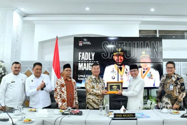 Kota Padang Jadi Pilot Project Nasional Digitalisasi Bansos, Siap Diluncurkan Oktober 2026