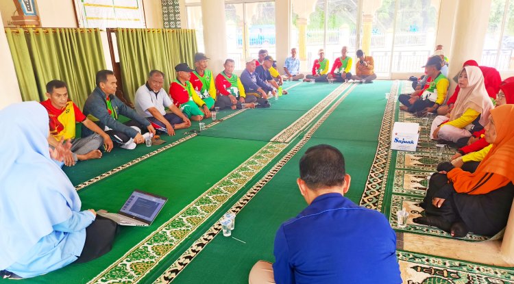 dr. Sutri Hariyani Edukasi Pola Hidup Sehat Bagi Anggota KJS Gor Batutupang