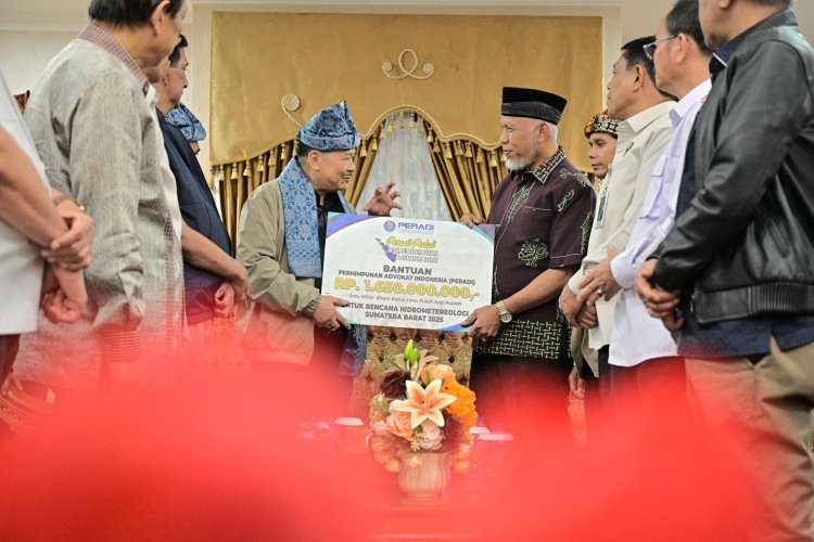 PERADI Salurkan Bantuan Rp1,6 Miliar untuk Pemulihan Pascabencana di Sumbar