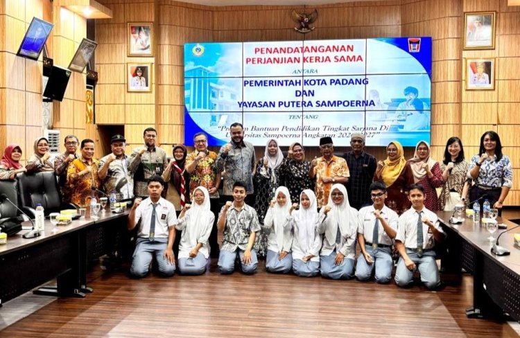 Pemko Padang Gandeng Yayasan Putera Sampoerna, 8 Siswa Terima Beasiswa S1 Double Degree 2026