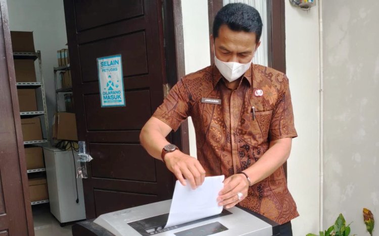 DPK Padang Panjang Musnahkan Arsip Kedaluwarsa, Wujudkan Tata Kelola Kearsipan Efisien dan Transparan