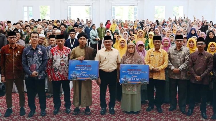 Pemko Bukittinggi Salurkan Insentif Rp7,7 Miliar untuk Guru Keagamaan dan Garin, Dorong Generasi Qurani Berkualitas