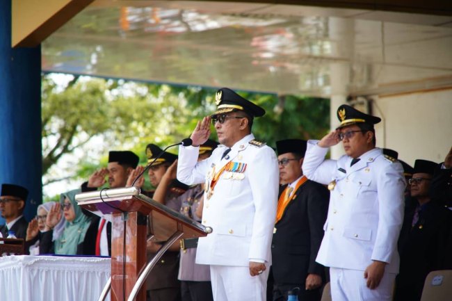 Tanah Datar Peringati Hari Otda ke-30 dan Hardiknas 2026, Bupati Eka Putra Tekankan Sinergi dan Pendidikan Bermutu