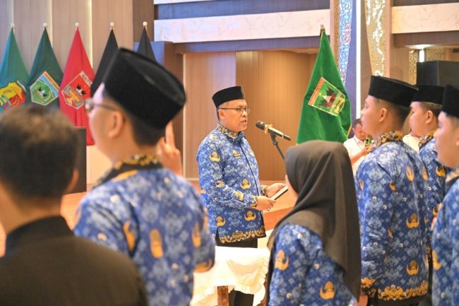 Sekdaprov Sumbar Tegaskan Sumpah PNS Bukan Formalitas, ASN Diminta Junjung Integritas dan Profesionalisme