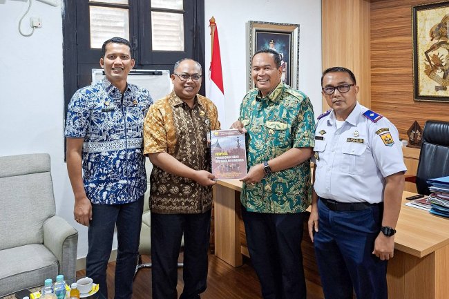 Wali Kota Pariaman Jemput Bola ke Kemenhub, Usulkan Bus Sekolah dan Fasilitas Keselamatan Jalan