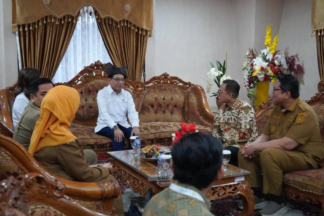Wamenkes RI Kunjungi Tanah Datar, Pemkab Dorong Percepatan Eliminasi TB dan Penguatan Layanan Kesehatan