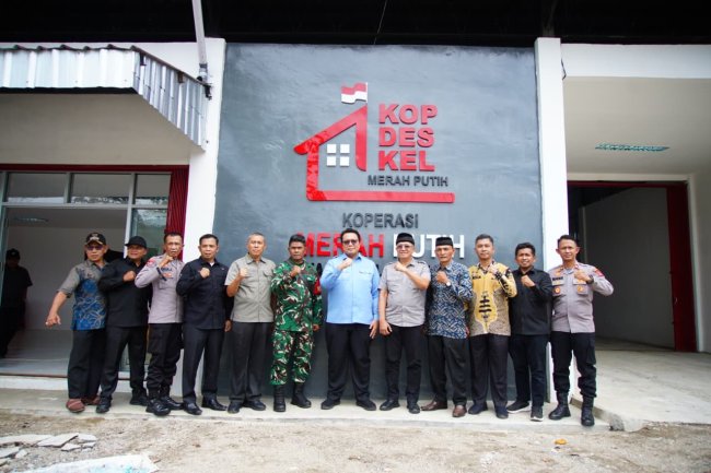 Wabup Tanah Datar Hadiri Peresmian 1.061 Koperasi Merah Putih, Dorong Ekonomi Nagari Berbasis Kerakyatan
