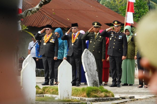 Harkitnas ke-118 di Tanah Datar: Bupati Eka Putra Suarakan Kedaulatan Digital di Era Presiden Prabowo