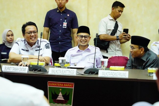 Dorong Ekonomi Lokal, Wabup Ahmad Fadly Dukung Program Nagari Creative Hub di Tanah Datar