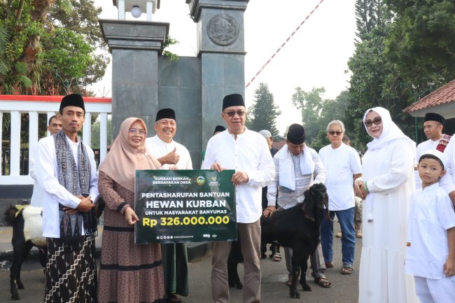 BAZNAS Banyumas Salurkan Bantuan Kurban Rp326 Juta, 100 Kambing dan 1 Sapi untuk Masyarakat