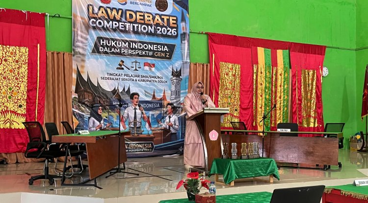 Di Buka Rektor UMMY Solok, Law Debate Competition 2026 Diikuti 16 Tim