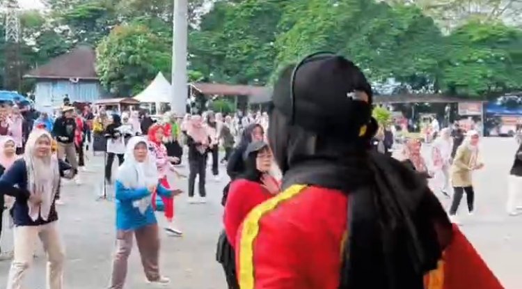 Semarak Senam Pagi Di Stadion Tuanku Tabiang Batutupang