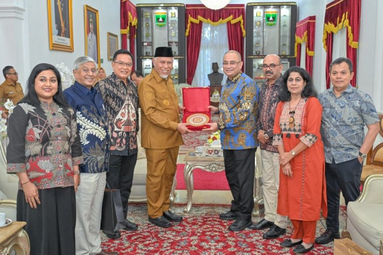 Gubernur Mahyeldi dan Dubes India Bahas Investasi Gambir hingga Kerja Sama Pendidikan di Sumbar