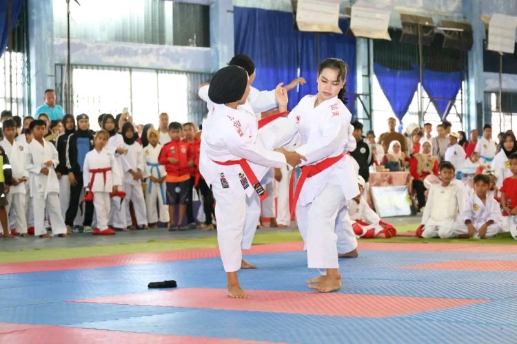 580 Karateka se-Sumatera Barat Ikuti Kejuaraan Karate Fun Wali Kota Cup 2026 di Pariaman