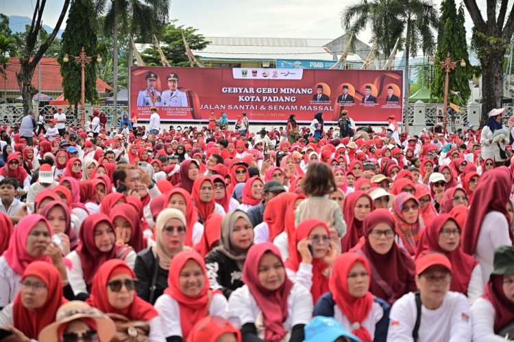 Gebyar Gebu Minang Padang 2026 Dihadiri Puluhan Ribu Warga, Mahyeldi: CFD Dorong Ekonomi UMKM