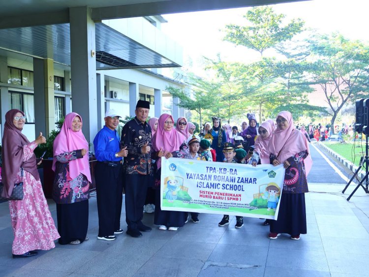 Dukung Pendidikan Karakter Anak Usia Dini, Pemko Payakumbuh Lepas Pawai Ta’aruf AKSIORA 2026