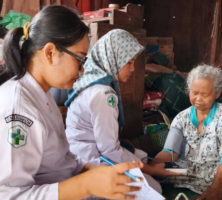 Permudah Akses Medis, Program Dokter Warga Puskesmas Lubuk Begalung Padang Sasar Pasien Kronis