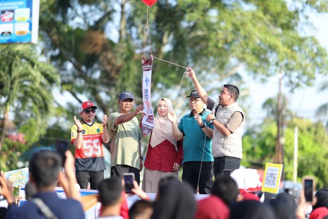 Mudahkan Orang Tua, Wali Kota Solok Luncurkan Pendaftaran Sekolah SD-SMP Online di Area CFD
